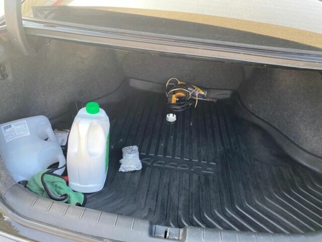 Чорний Хонда Аккорд, об'ємом двигуна 3.5 л та пробігом 290 тис. км за 11800 $, фото 6 на Automoto.ua