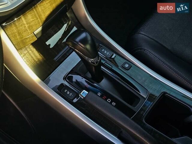 Черный Хонда Аккорд, объемом двигателя 3.5 л и пробегом 199 тыс. км за 14900 $, фото 36 на Automoto.ua