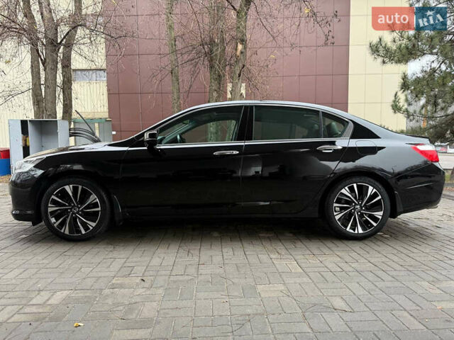 Черный Хонда Аккорд, объемом двигателя 3.5 л и пробегом 85 тыс. км за 16999 $, фото 16 на Automoto.ua