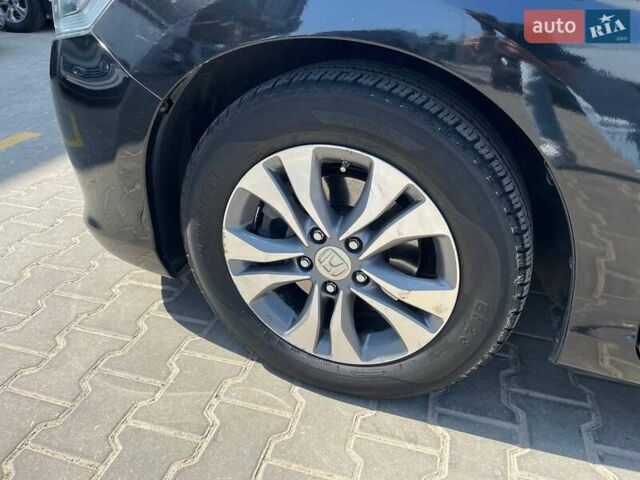 Черный Хонда Аккорд, объемом двигателя 2.4 л и пробегом 87 тыс. км за 13499 $, фото 5 на Automoto.ua