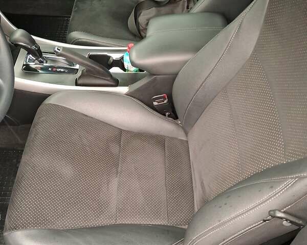 Черный Хонда Аккорд, объемом двигателя 2.36 л и пробегом 197 тыс. км за 12700 $, фото 10 на Automoto.ua