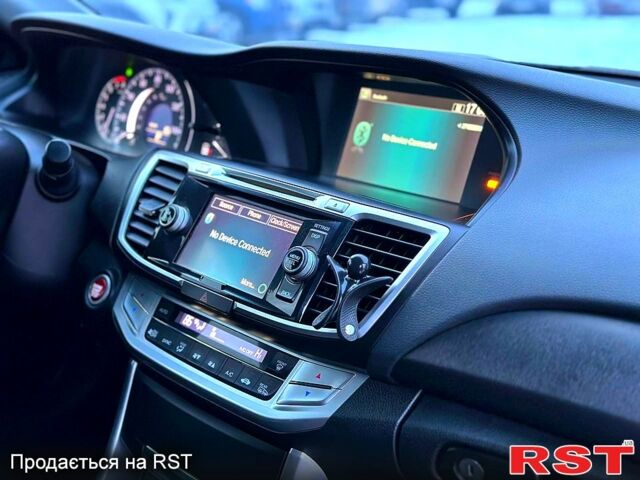 Черный Хонда Аккорд, объемом двигателя 2.4 л и пробегом 188 тыс. км за 12999 $, фото 10 на Automoto.ua