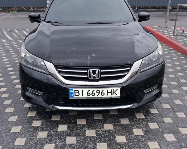 Черный Хонда Аккорд, объемом двигателя 2.36 л и пробегом 197 тыс. км за 12700 $, фото 6 на Automoto.ua