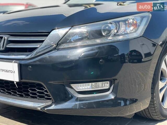 Черный Хонда Аккорд, объемом двигателя 2.4 л и пробегом 87 тыс. км за 13499 $, фото 2 на Automoto.ua