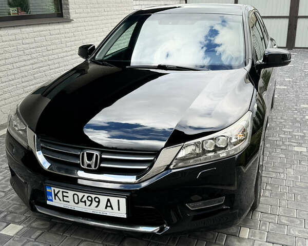 Черный Хонда Аккорд, объемом двигателя 2.36 л и пробегом 170 тыс. км за 12900 $, фото 1 на Automoto.ua