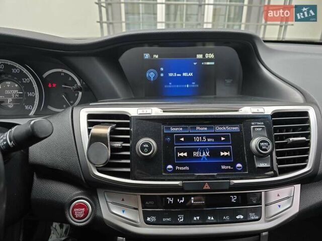 Черный Хонда Аккорд, объемом двигателя 2.35 л и пробегом 131 тыс. км за 12100 $, фото 4 на Automoto.ua