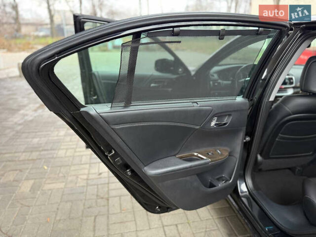 Черный Хонда Аккорд, объемом двигателя 3.5 л и пробегом 85 тыс. км за 16999 $, фото 21 на Automoto.ua