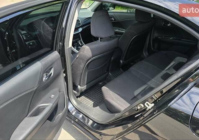 Чорний Хонда Аккорд, об'ємом двигуна 2.36 л та пробігом 132 тис. км за 10900 $, фото 3 на Automoto.ua