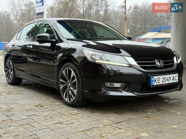 Черный Хонда Аккорд, объемом двигателя 3.5 л и пробегом 85 тыс. км за 16999 $, фото 7 на Automoto.ua