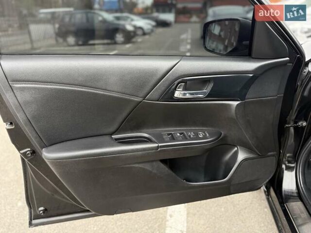Хонда Аккорд 2014 в Киеве на Automoto.ua Черный Хонда Аккорд, объемом двигателя 2.4 л и пробегом 250 тыс. км за 11990 $, фото 16 на Automoto.ua