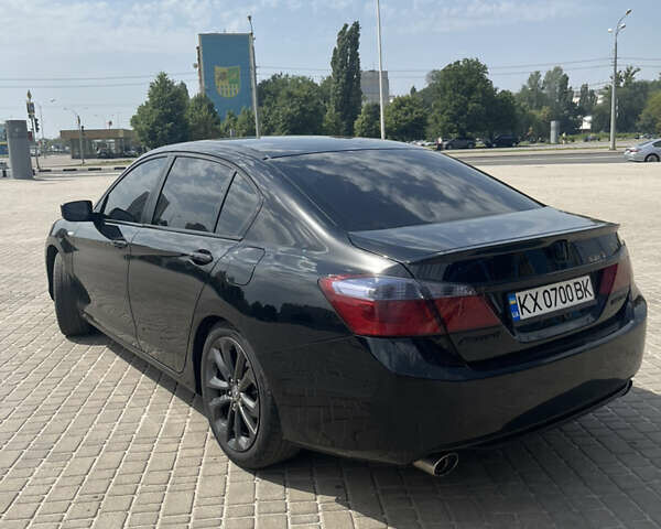 Чорний Хонда Аккорд, об'ємом двигуна 2.35 л та пробігом 182 тис. км за 13300 $, фото 5 на Automoto.ua