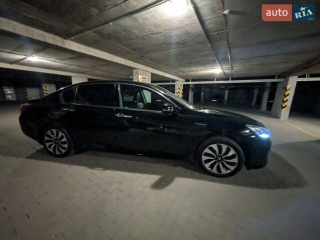 Черный Хонда Аккорд, объемом двигателя 2 л и пробегом 180 тыс. км за 14200 $, фото 21 на Automoto.ua