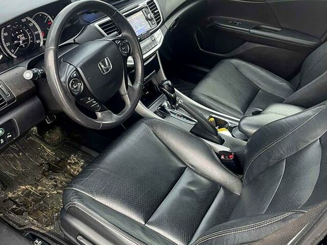 Черный Хонда Аккорд, объемом двигателя 2.4 л и пробегом 150 тыс. км за 14150 $, фото 9 на Automoto.ua