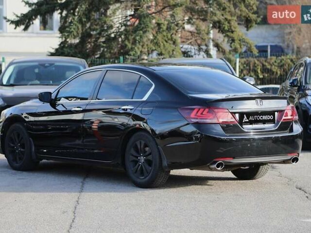 Чорний Хонда Аккорд, об'ємом двигуна 2.4 л та пробігом 108 тис. км за 12000 $, фото 6 на Automoto.ua