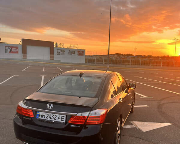 Хонда Аккорд 2014 в Одессе на Automoto.ua Черный Хонда Аккорд, объемом двигателя 2 л и пробегом 182 тыс. км за 14000 $, фото 11 на Automoto.ua