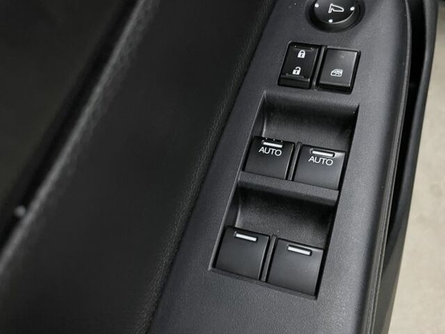 Чорний Хонда Аккорд, об'ємом двигуна 3.5 л та пробігом 161 тис. км за 16800 $, фото 13 на Automoto.ua