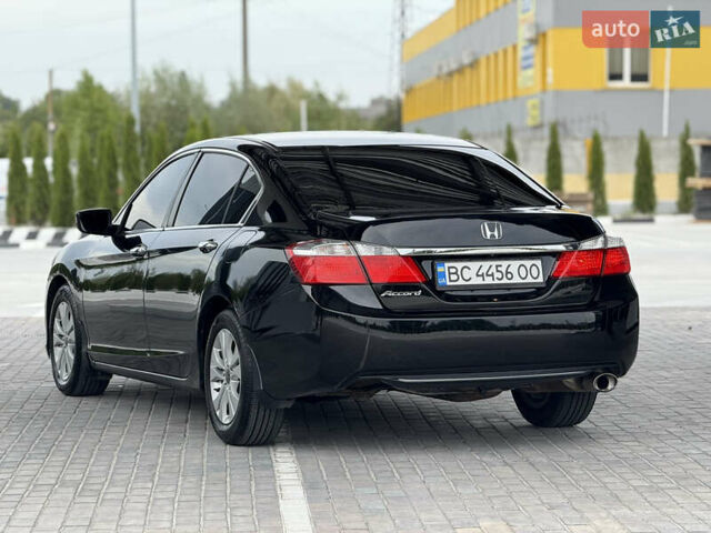 Черный Хонда Аккорд, объемом двигателя 2.4 л и пробегом 290 тыс. км за 9500 $, фото 3 на Automoto.ua