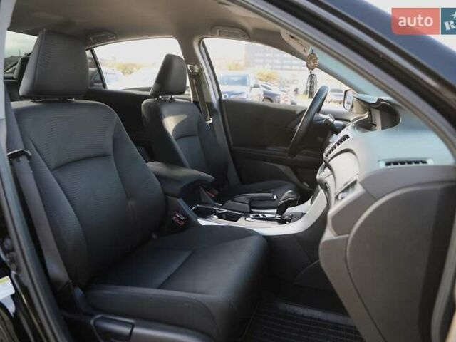 Чорний Хонда Аккорд, об'ємом двигуна 2.4 л та пробігом 108 тис. км за 12000 $, фото 29 на Automoto.ua