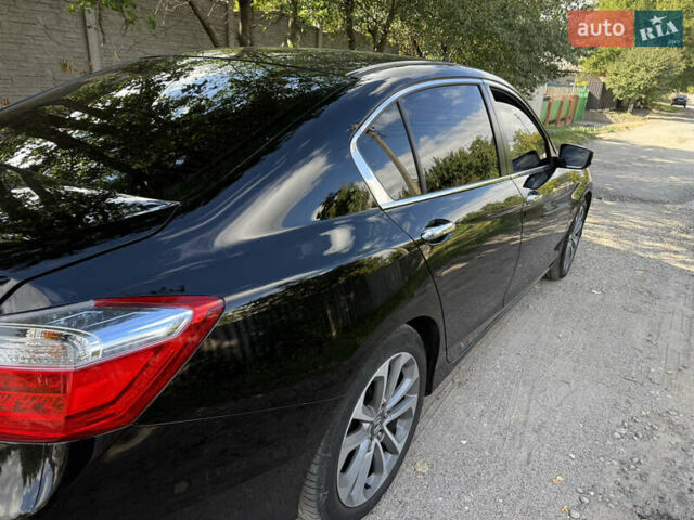 Хонда Аккорд 2014 в Ровно на Automoto.ua Черный Хонда Аккорд, объемом двигателя 2.36 л и пробегом 200 тыс. км за 11000 $, фото 4 на Automoto.ua