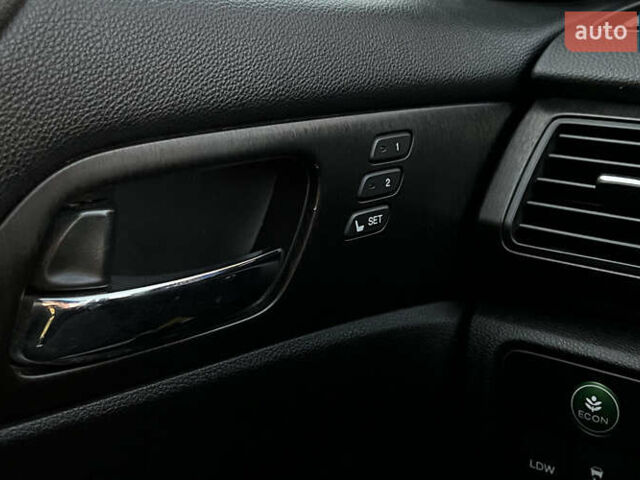 Черный Хонда Аккорд, объемом двигателя 1.99 л и пробегом 176 тыс. км за 13300 $, фото 19 на Automoto.ua