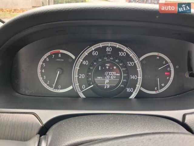 Хонда Аккорд 2015 в Жмеренке на Automoto.ua Черный Хонда Аккорд, объемом двигателя 2.36 л и пробегом 220 тыс. км за 10299 $, фото 19 на Automoto.ua