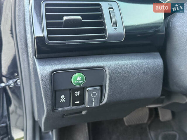 Черный Хонда Аккорд, объемом двигателя 2.4 л и пробегом 181 тыс. км за 13500 $, фото 33 на Automoto.ua