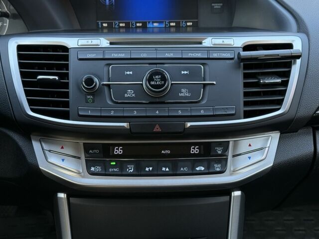 Черный Хонда Аккорд, объемом двигателя 2.4 л и пробегом 200 тыс. км за 12350 $, фото 14 на Automoto.ua