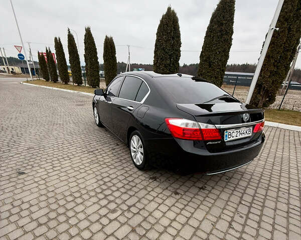 Хонда Аккорд 2015 в Львове на Automoto.ua Черный Хонда Аккорд, объемом двигателя 2.35 л и пробегом 130 тыс. км за 12750 $, фото 4 на Automoto.ua