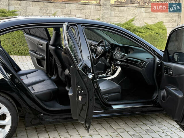 Черный Хонда Аккорд, объемом двигателя 2.4 л и пробегом 181 тыс. км за 13500 $, фото 49 на Automoto.ua