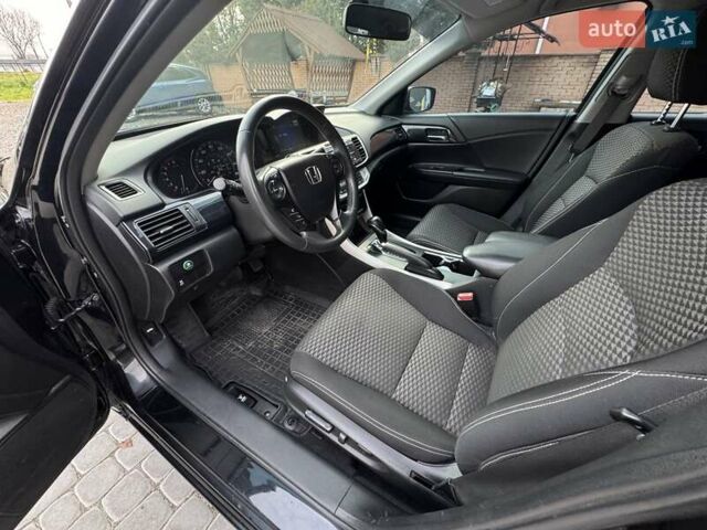 Чорний Хонда Аккорд, об'ємом двигуна 2.4 л та пробігом 118 тис. км за 12900 $, фото 17 на Automoto.ua