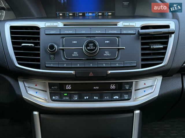 Черный Хонда Аккорд, объемом двигателя 2.36 л и пробегом 200 тыс. км за 12350 $, фото 26 на Automoto.ua