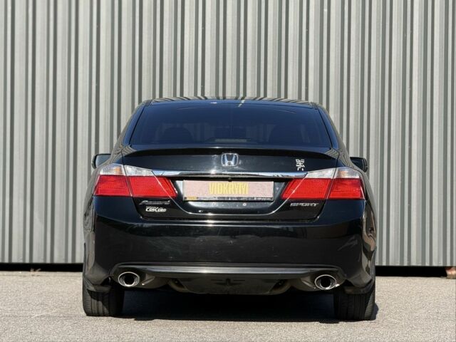 Черный Хонда Аккорд, объемом двигателя 2.4 л и пробегом 200 тыс. км за 12350 $, фото 6 на Automoto.ua