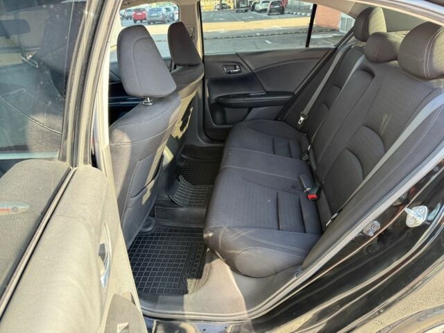 Черный Хонда Аккорд, объемом двигателя 2.4 л и пробегом 200 тыс. км за 12350 $, фото 20 на Automoto.ua