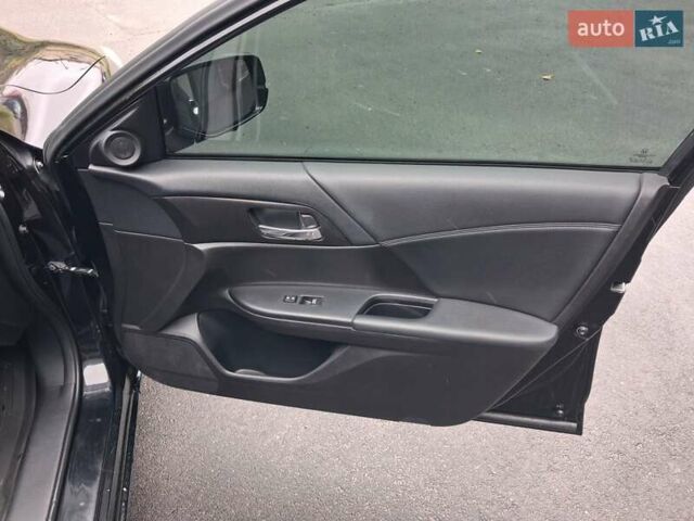 Хонда Аккорд 2015 в Жмеренке на Automoto.ua Черный Хонда Аккорд, объемом двигателя 2.36 л и пробегом 220 тыс. км за 10299 $, фото 15 на Automoto.ua