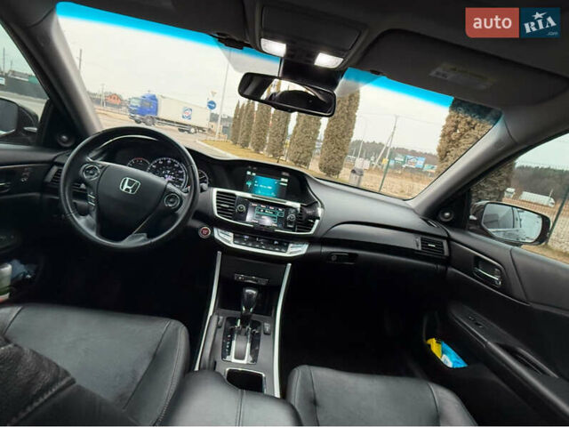 Хонда Аккорд 2015 в Львове на Automoto.ua Черный Хонда Аккорд, объемом двигателя 2.35 л и пробегом 130 тыс. км за 12750 $, фото 17 на Automoto.ua