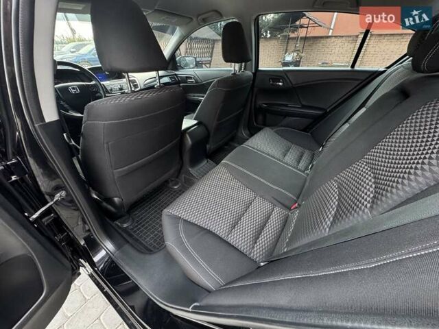 Чорний Хонда Аккорд, об'ємом двигуна 2.4 л та пробігом 118 тис. км за 12900 $, фото 20 на Automoto.ua