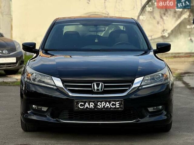 Чорний Хонда Аккорд, об'ємом двигуна 2.35 л та пробігом 137 тис. км за 10999 $, фото 2 на Automoto.ua