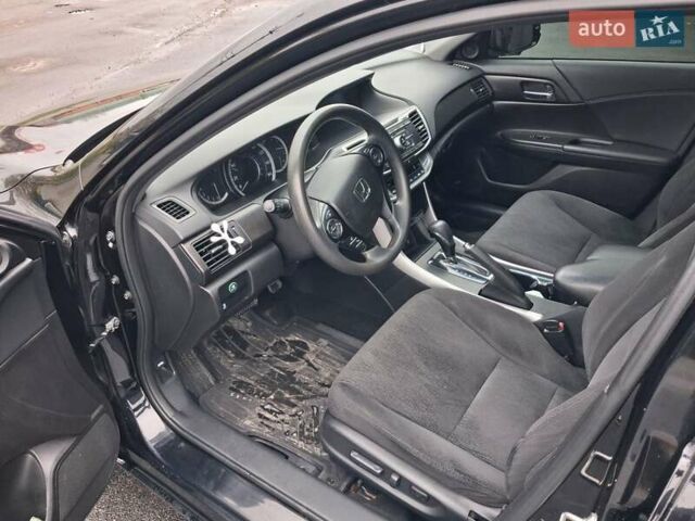 Хонда Аккорд 2015 в Жмеренке на Automoto.ua Черный Хонда Аккорд, объемом двигателя 2.36 л и пробегом 220 тыс. км за 10299 $, фото 17 на Automoto.ua