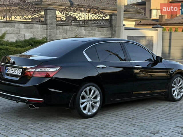 Черный Хонда Аккорд, объемом двигателя 2.4 л и пробегом 181 тыс. км за 13500 $, фото 20 на Automoto.ua