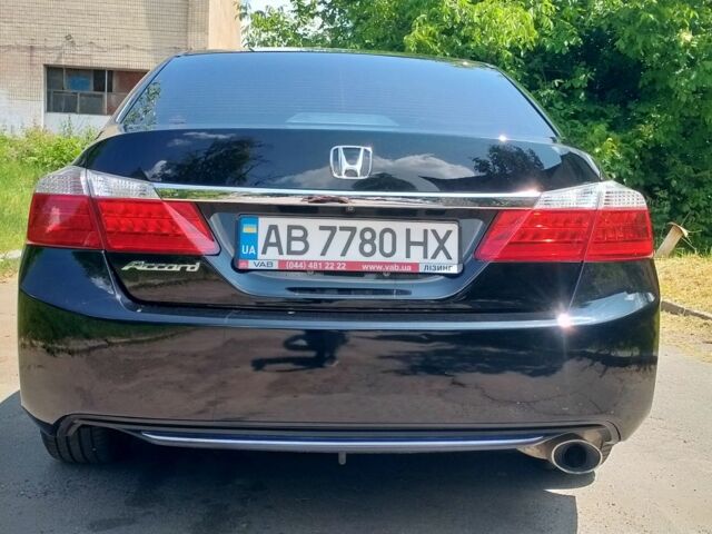 Черный Хонда Аккорд, объемом двигателя 2.4 л и пробегом 179 тыс. км за 12700 $, фото 4 на Automoto.ua