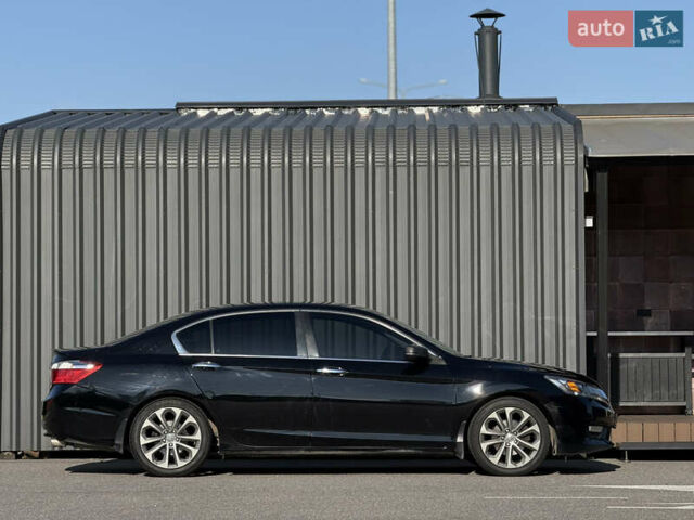 Черный Хонда Аккорд, объемом двигателя 2.36 л и пробегом 200 тыс. км за 12350 $, фото 8 на Automoto.ua