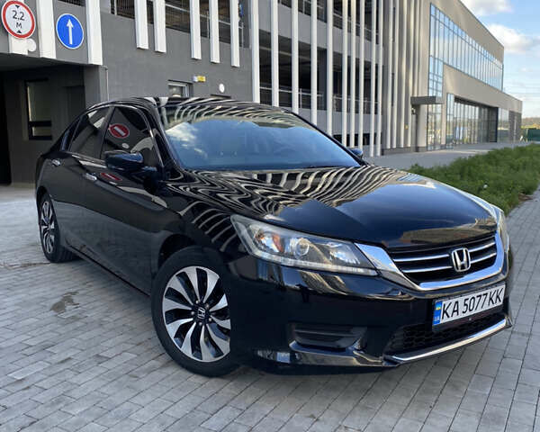 Черный Хонда Аккорд, объемом двигателя 2.4 л и пробегом 190 тыс. км за 11200 $, фото 2 на Automoto.ua