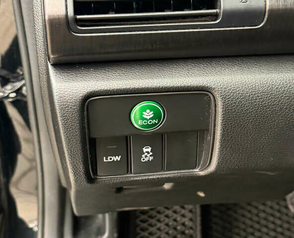 Хонда Аккорд 2015 в Львове на Automoto.ua Черный Хонда Аккорд, объемом двигателя 2.35 л и пробегом 130 тыс. км за 12750 $, фото 13 на Automoto.ua