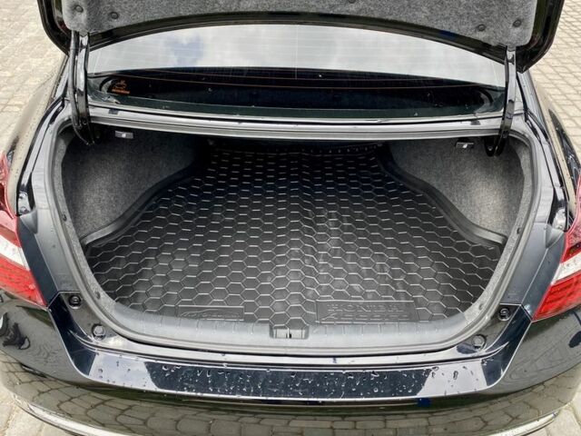 Черный Хонда Аккорд, объемом двигателя 2.4 л и пробегом 135 тыс. км за 14999 $, фото 6 на Automoto.ua