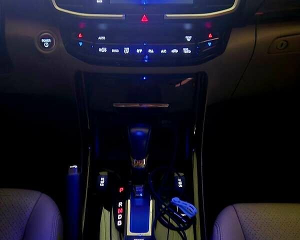 Черный Хонда Аккорд, объемом двигателя 1.99 л и пробегом 156 тыс. км за 14900 $, фото 59 на Automoto.ua