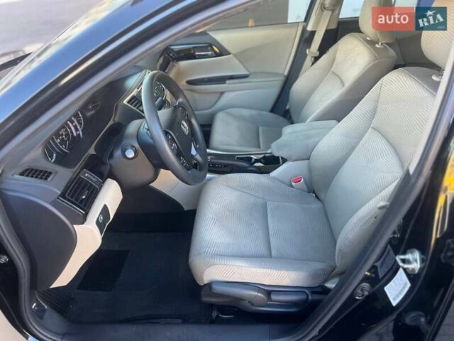 Чорний Хонда Аккорд, об'ємом двигуна 2.36 л та пробігом 104 тис. км за 11800 $, фото 12 на Automoto.ua