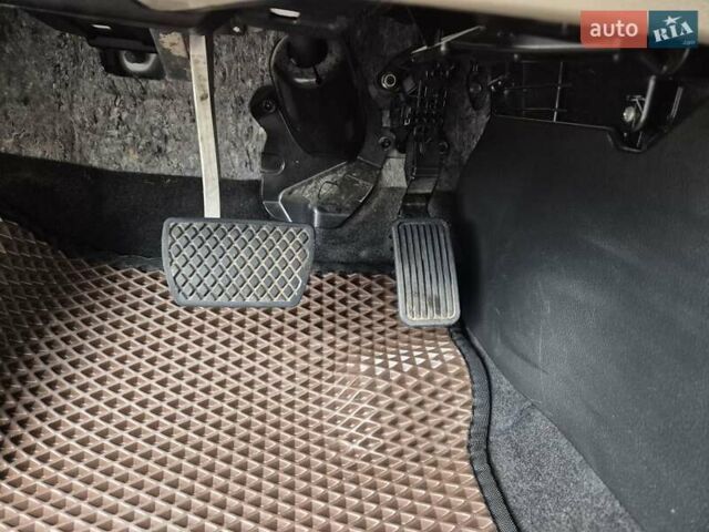 Черный Хонда Аккорд, объемом двигателя 1.99 л и пробегом 156 тыс. км за 14900 $, фото 47 на Automoto.ua