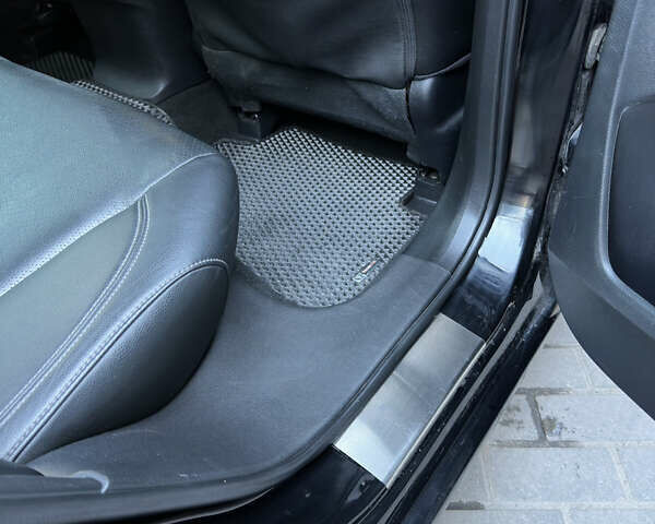 Чорний Хонда Аккорд, об'ємом двигуна 2.35 л та пробігом 119 тис. км за 13000 $, фото 16 на Automoto.ua