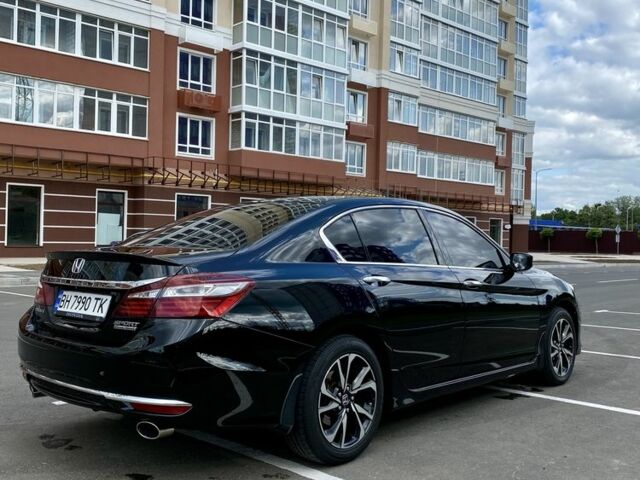 Черный Хонда Аккорд, объемом двигателя 2.4 л и пробегом 135 тыс. км за 14999 $, фото 11 на Automoto.ua