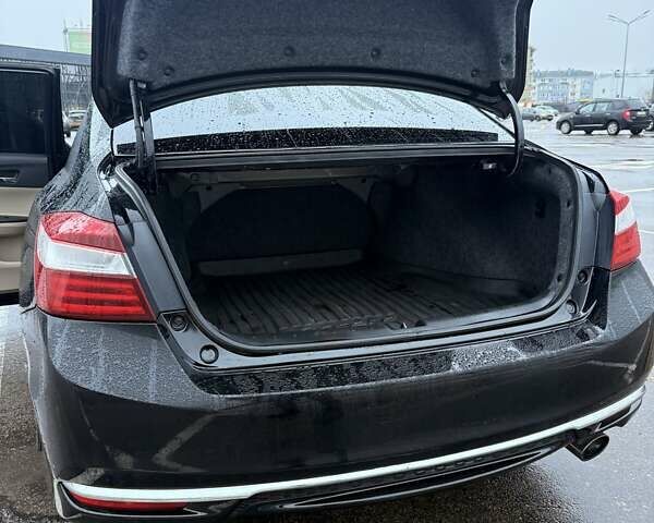 Черный Хонда Аккорд, объемом двигателя 2.35 л и пробегом 255 тыс. км за 12700 $, фото 19 на Automoto.ua